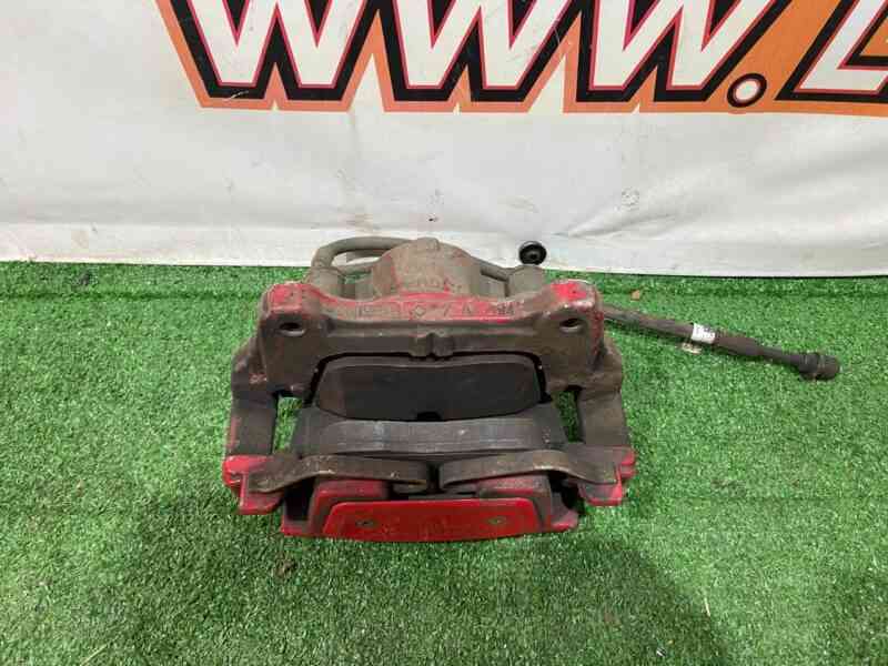 T4N7530 Front right red caliper Jaguar F-Pace X761 (2017-) USED cost 145 € in stock 3 pcs.