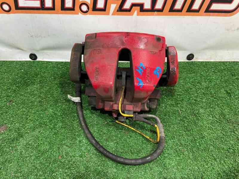 T4N7531 Front left red caliper Jaguar F-Pace X761 (2017-) USED cost 220 € in stock 4 pcs.