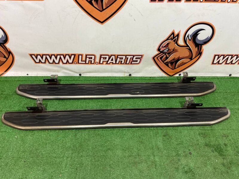 VPLCP0210 Side steps set Land Rover Discovery Sport L550 (2015-) Used cost 400 € in stock 3 pcs.