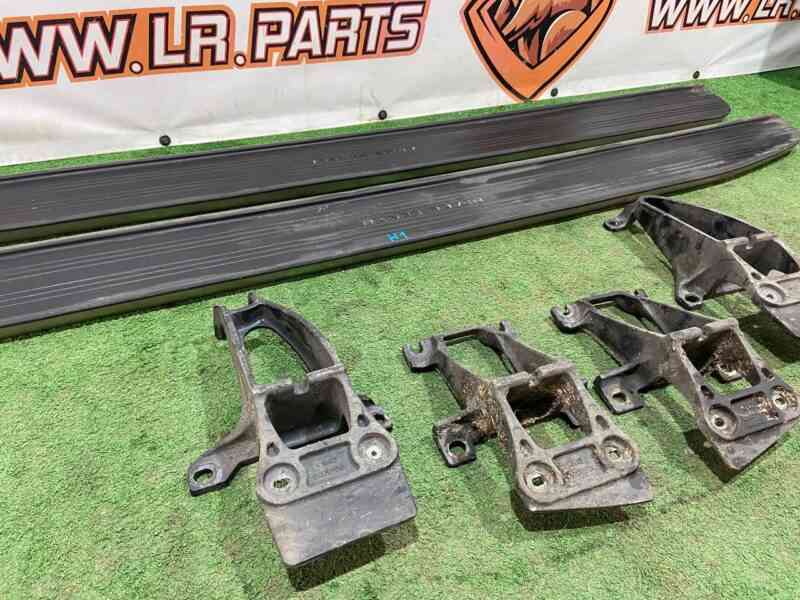 VPLGP0114 Stationary running boards set Range Rover L405 (2013-2021) used cost 530 € in stock 1 pcs.