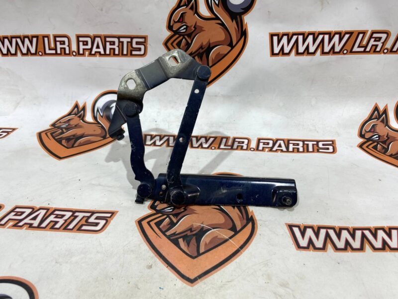 LR001562 Hood loop right Range Rover Evoque L538 (2012-2018) Used cost 38,89 € in stock 1 pcs.