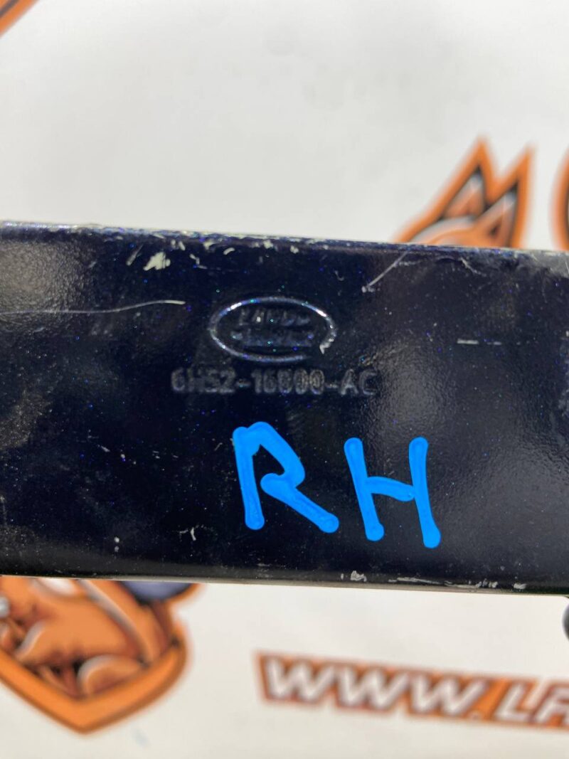 LR001562 Hood loop right Range Rover Evoque L538 (2012-2018) Used cost 38,89 € in stock 1 pcs.