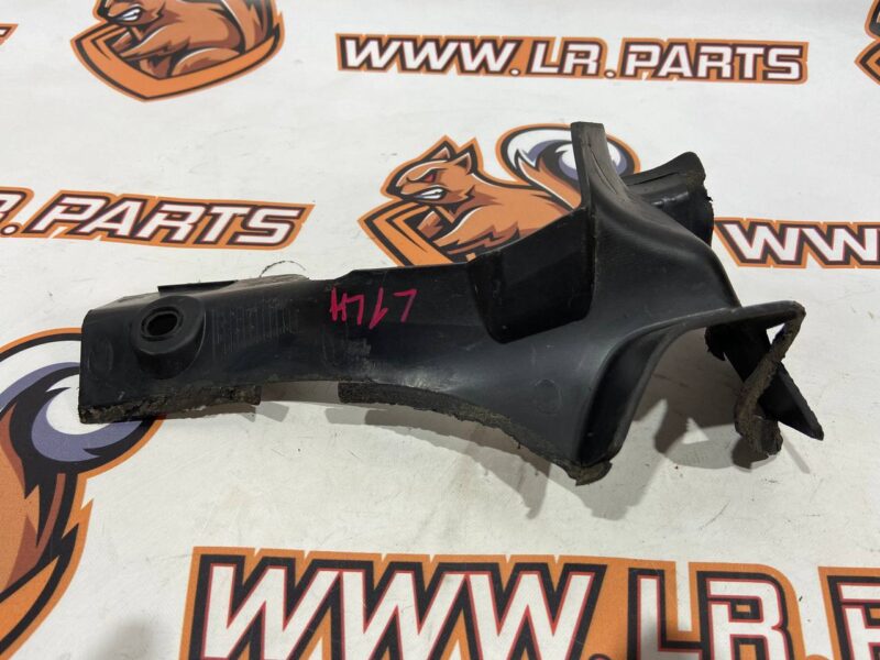 LR027235 Hinge cover lyada left Range Rover Evoque L538 (2012-2018) used cost 8 € in stock 2 pcs.