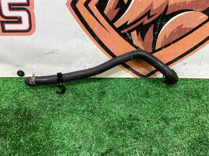 LR034626 Cooling pipe 3.0TD Range Rover Sport L494 (2014-2022) Used cost 10 € in stock 2 pcs.
