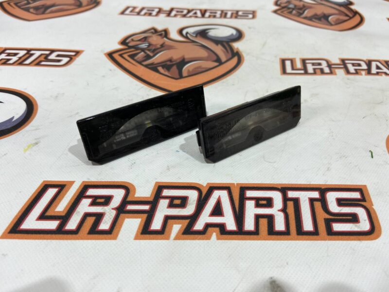 LR045165 Number illumination 2 pieces Range Rover Sport L494 (2014-2022) Used cost 50 € in stock 1 pcs.