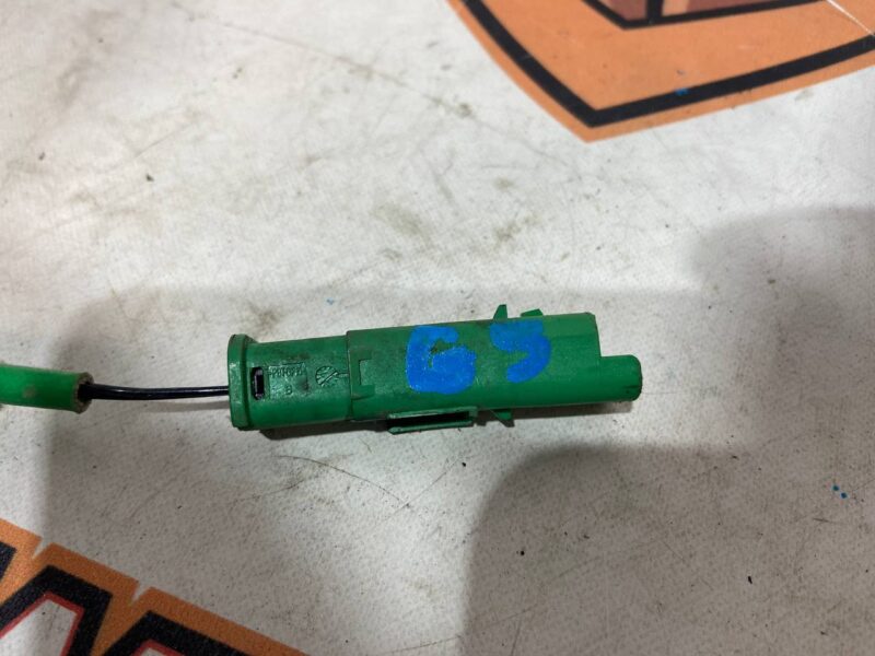 LR062037 Exhaust Gas Temperature Sensor Range Rover L405 (2013-2021) Used - Image 12