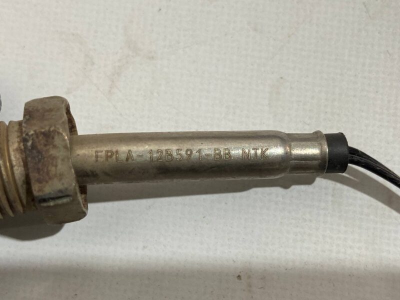 LR062037 Exhaust Gas Temperature Sensor Range Rover L405 (2013-2021) Used - Image 15