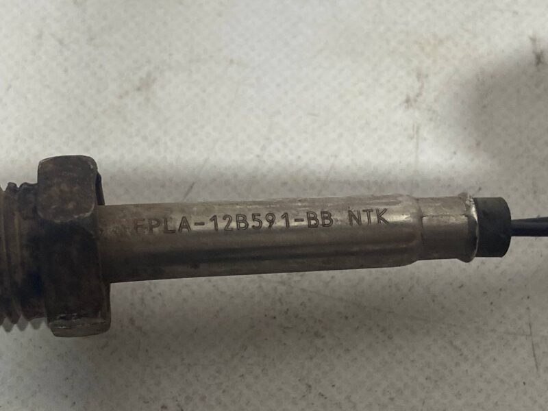 LR062037 Exhaust Gas Temperature Sensor Range Rover L405 (2013-2021) Used cost 30 € in stock 12 pcs.