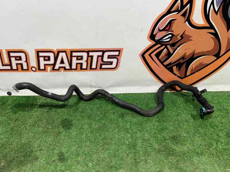 LR062458 Radiator Hose 3.0 Range Rover Sport L494 (2014-2022) Used cost 50 € in stock 5 pcs.