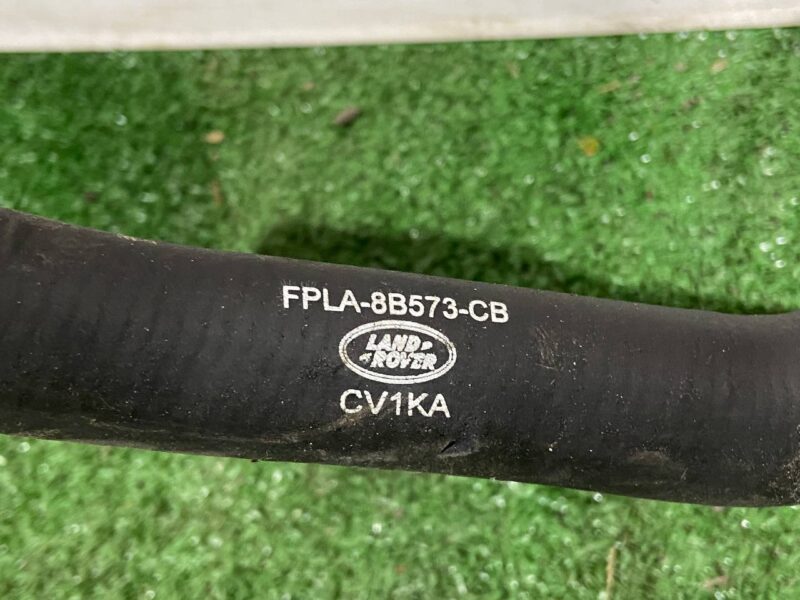 LR062458 Radiator Hose 3.0 Range Rover Sport L494 (2014-2022) Used - Image 12