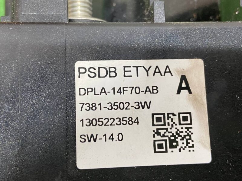 LR067365 Range Rover L405 electrical distribution box (2013-2021) Used cost 250 € in stock 4 pcs.