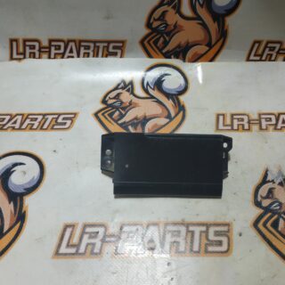 LR070393 Information display left RANGE ROVER SPORT L494 13- Used cost 50 € in stock 1 pcs.