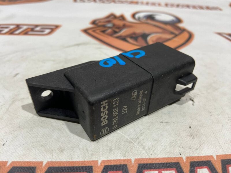 LR071241 Glow plug relay ECU Land Rover Discovery Sport L550 (2015-) Used cost 50 € in stock 2 pcs.