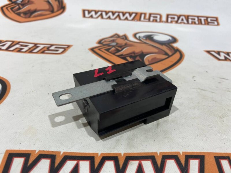 LR079063 Signal suppression unit RANGE ROVER EVOQUE L538 2011-2018 Used cost 25 € in stock 1 pcs.