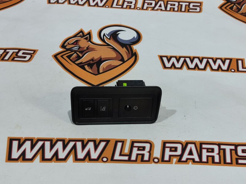 LR079409 Trunk opening button RANGE ROVER EVOQUE L538 2011-2018 Used cost 35 € in stock 2 pcs.
