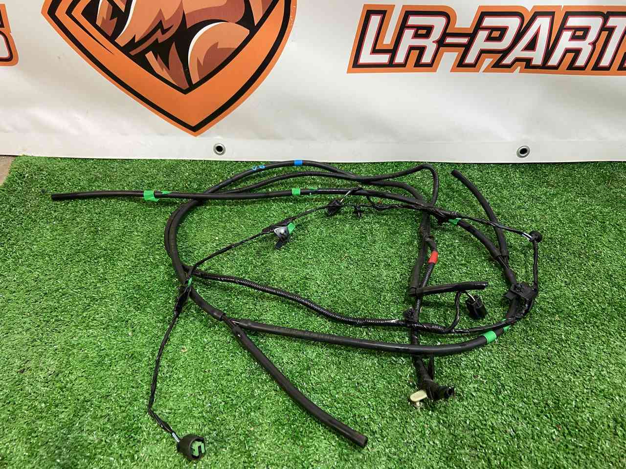 LR085649 Washer hose with wiring Used Land Rover Discovery 5 L462 (2017-) cost 35 € in stock 1 pcs.