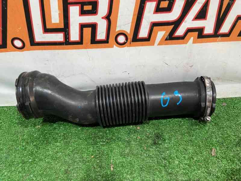 LR092340 Air Filter Hose Range Rover Velar L560 (2018-) Used cost 30 € in stock 6 pcs.