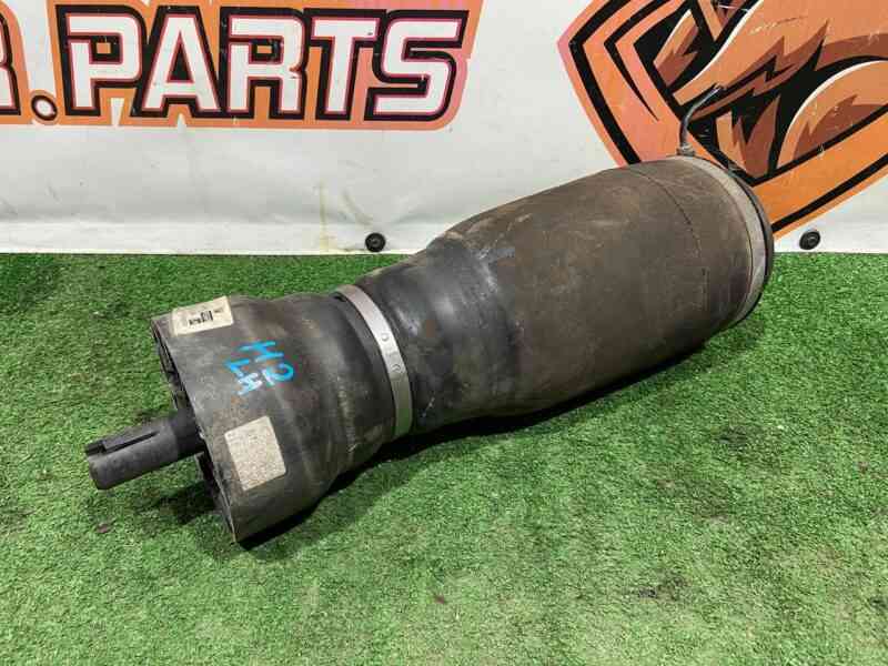 LR101593 Rear left air spring Range Rover L405 (2013-2021) used cost 150 € in stock 1 pcs.