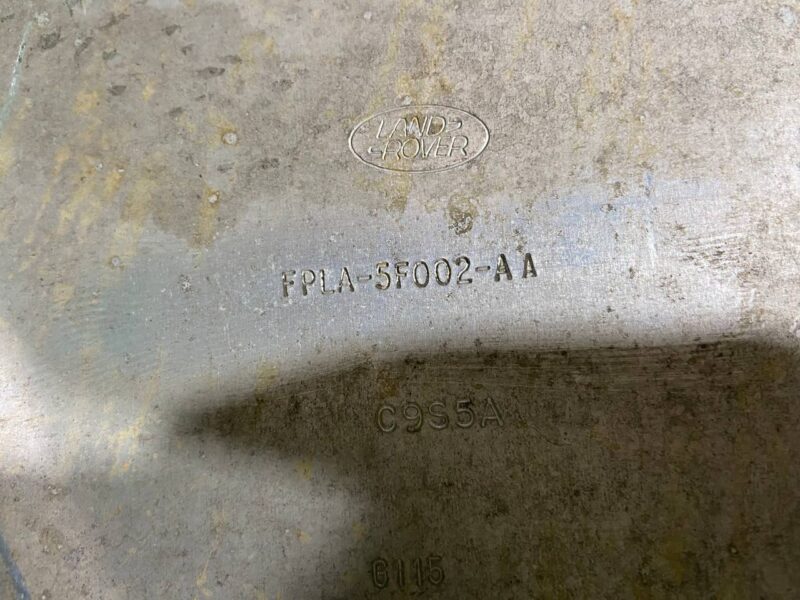 LR124743 Protective screen Range Rover Sport L494 (2014-2022) Used - Image 17