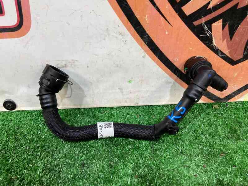 LR135256 Coolant hose Range Rover Evoque New L551 (2019-) used cost 20 € in stock 1 pcs.