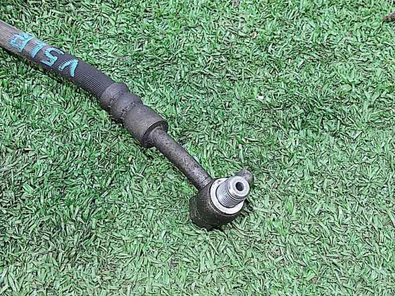 T2H17338 Rear Left Brake Hose Jaguar F-Pace X761 (2017-) Used cost 25 € in stock 2 pcs.