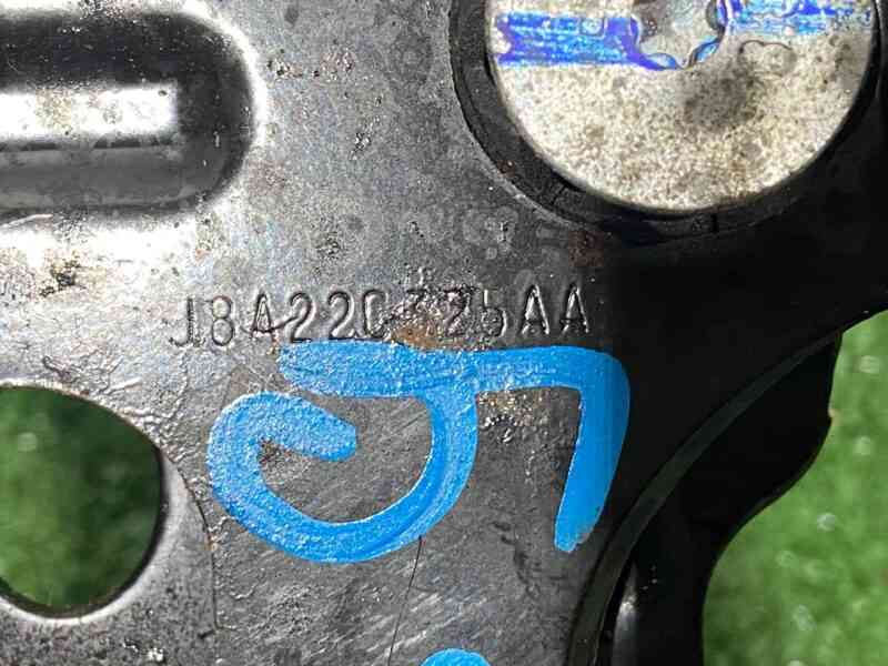 T2H3612 ABS block bracket Jaguar F-Pace X761 (2017-) used cost 10 € in stock 1 pcs.