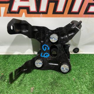T2H3612 ABS block bracket Jaguar F-Pace X761 (2017-) used cost 21,24 € in stock 2 pcs.