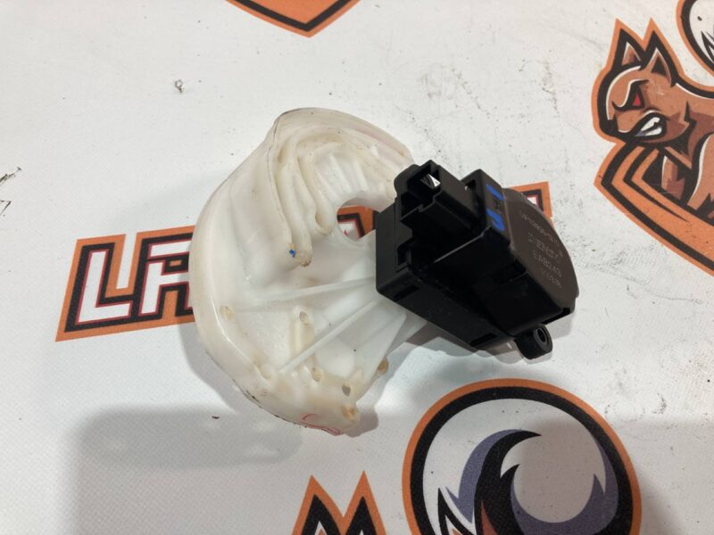 T2H8159 Stepper motor Jaguar F-Pace X761 (2017-) used cost 50 € in stock 4 pcs.