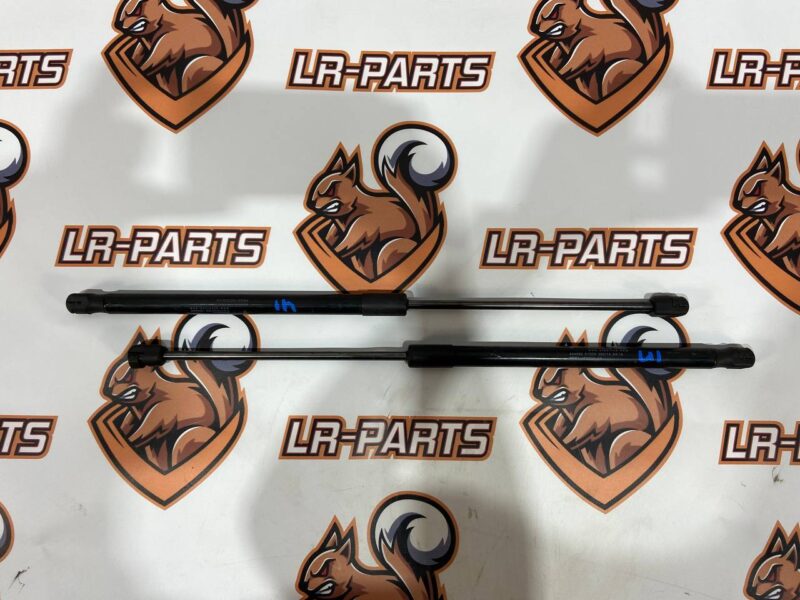 T4A1162 Bonnet support Jaguar F-Pace X761 (2017-) Used cost 20 € in stock 6 pcs.