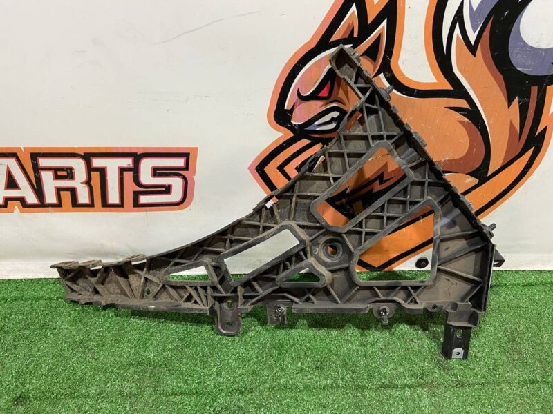 T4A13087 Used JAGUAR F-PACE Rear Left Bumper Mounting Bracket - Image 15