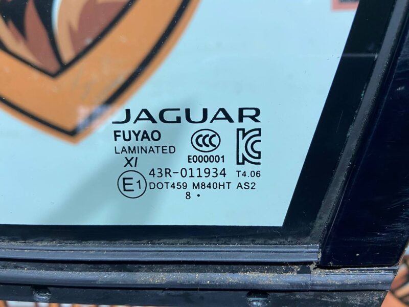 T4K21230 Glass door front left side Jaguar I-Pace (2018-) Used cost 100 € in stock 4 pcs.