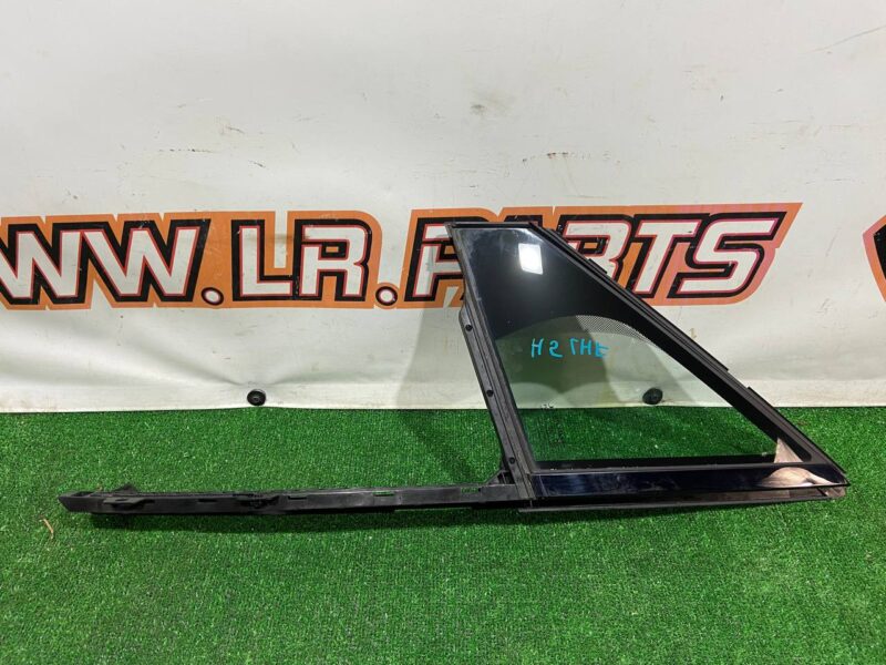 T4K21230 Glass door front left side Jaguar I-Pace (2018-) Used cost 100 € in stock 4 pcs.