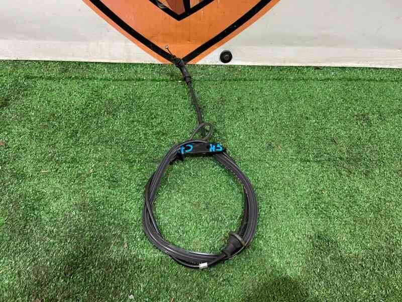T4K2243 Bonnet cable Jaguar I-Pace (2018-) used cost 25 € in stock 1 pcs.
