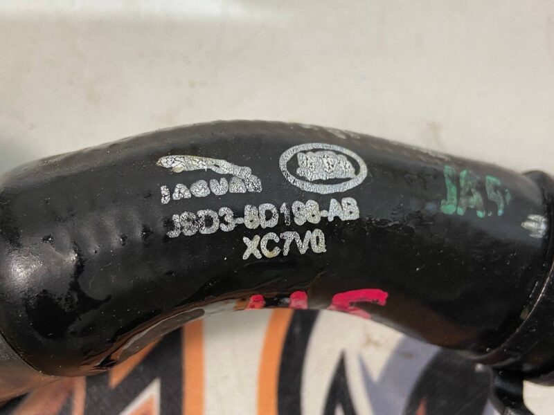 T4K5003 Coolant pipe Jaguar I-Pace (2018-) used cost 15 € in stock 2 pcs.