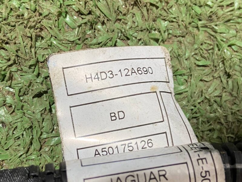 LR092882 Used Range Rover Velar L560 engine wiring (2018-) cost 300 € in stock 1 pcs.