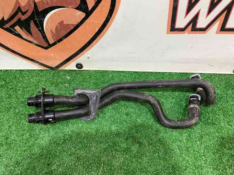 LR019276 Cooling system pipe Land Rover Discovery Sport L550 (2015-) Used cost 15 € in stock 3 pcs.