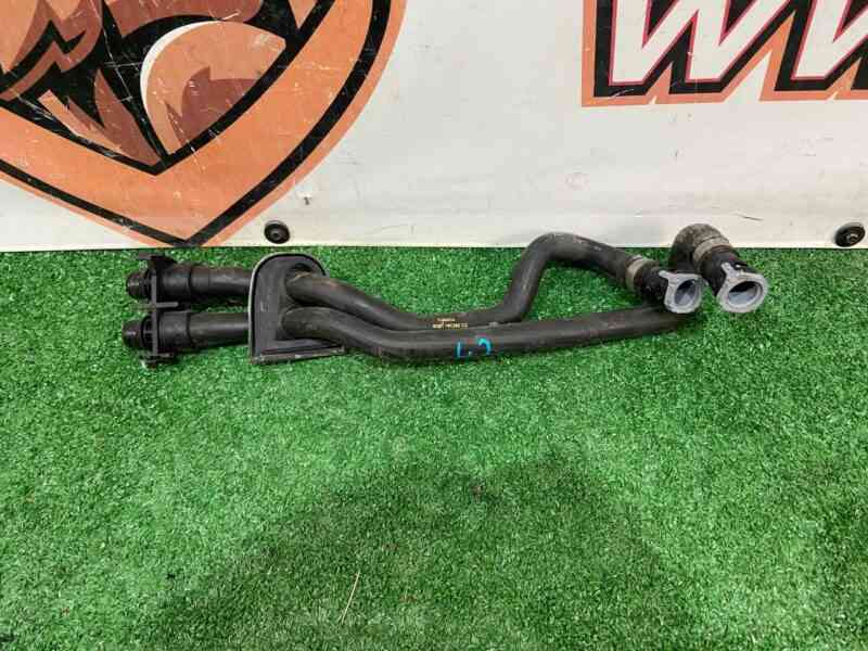 LR019276 Cooling system pipe Land Rover Discovery Sport L550 (2015-) Used cost 15 € in stock 3 pcs.