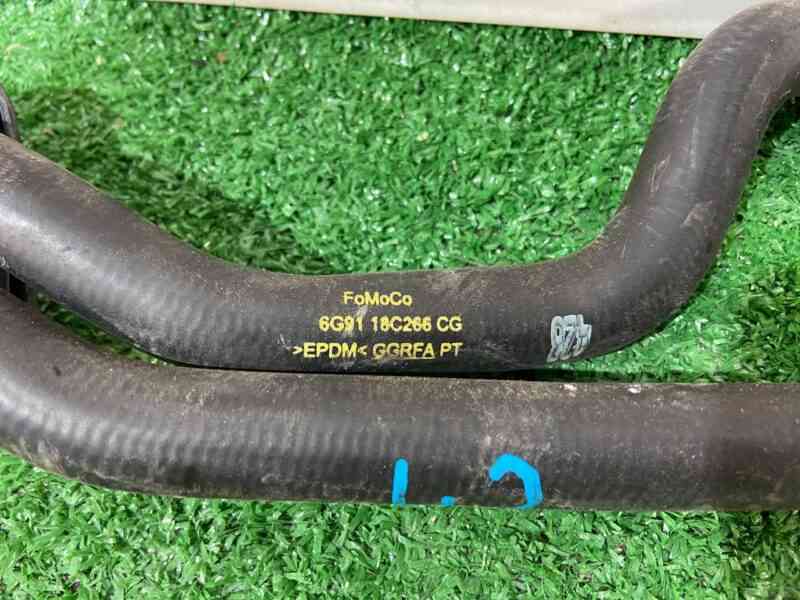 LR019276 Cooling system pipe Land Rover Discovery Sport L550 (2015-) Used cost 15 € in stock 3 pcs.