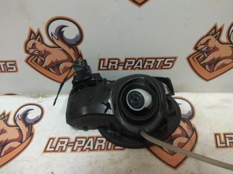 LR058473 Fuel filler flap assembly Land Rover Discovery Sport L550 (2015-) Used - Image 17
