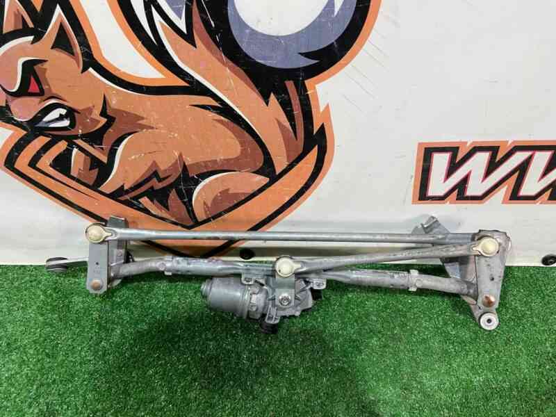 LR058845 Windshield wiper mechanism Land Rover Discovery Sport L550 (2015-) Used cost 125 € in stock 1 pcs.