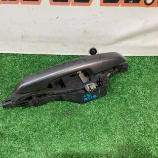 LR061201 Rear right outer door handle assembly Land Rover Discovery Sport L550 (2015-) Used cost 32,1 € in stock 1 pcs.