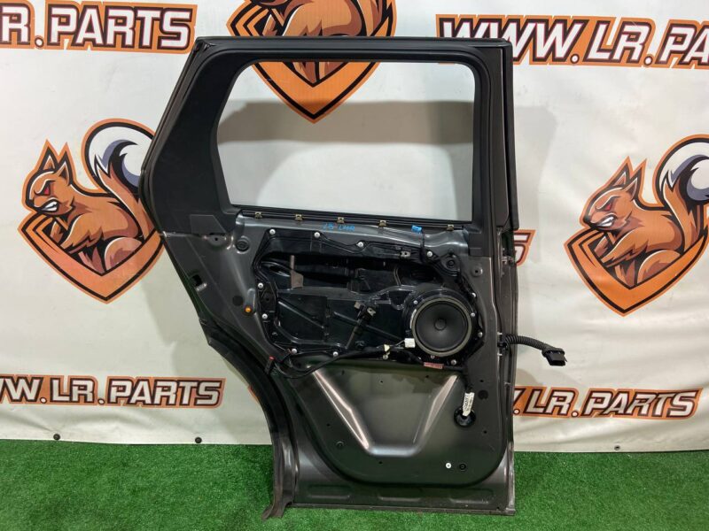 LR061285 Rear left door for Land Rover Discovery Sport L550 (2015-) Used cost 500 € in stock 2 pcs.