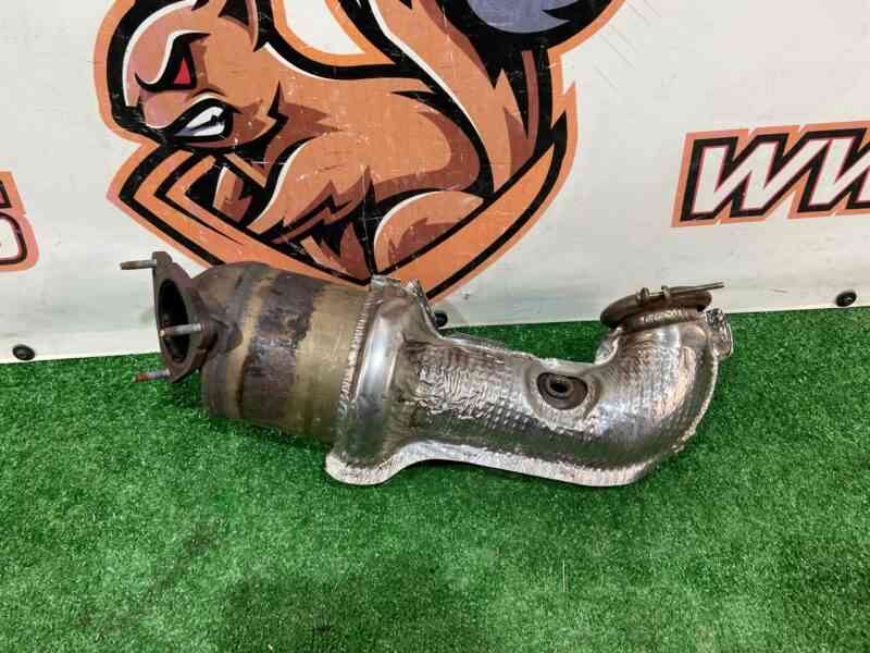 LR072208 Catalyst exhaust pipe Land Rover Discovery Sport L550 (2015-) Used cost 500 € in stock 1 pcs.