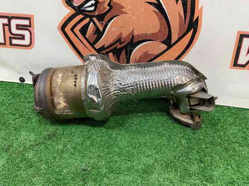 LR072208 Catalyst exhaust pipe Land Rover Discovery Sport L550 (2015-) Used cost 500 € in stock 1 pcs.
