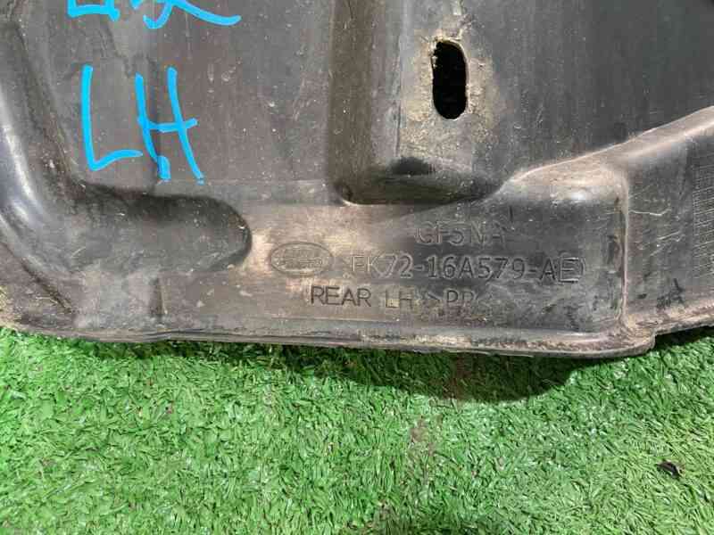 LR073062 Front left mudguard (rear part) Land Rover Discovery Sport L550 (2015-) Used - Image 14