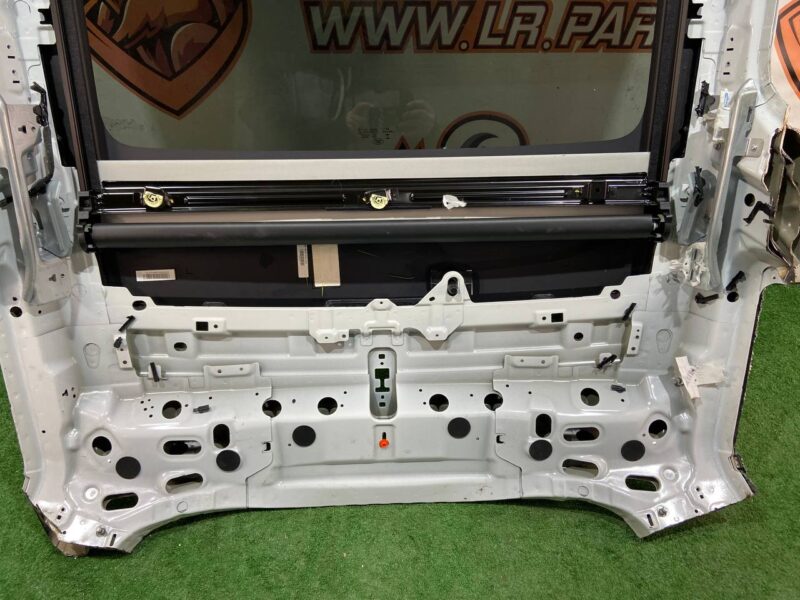 LR079198 Panoramic roof glass Land Rover Discovery Sport L550 (2015-) Used cost 1 600 € in stock 4 pcs.