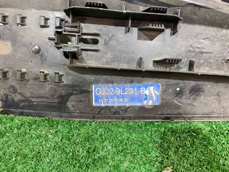 LR094260 Fuel pipeline Land Rover Discovery Sport L550 (2015-) USED cost 20 € in stock 1 pcs.