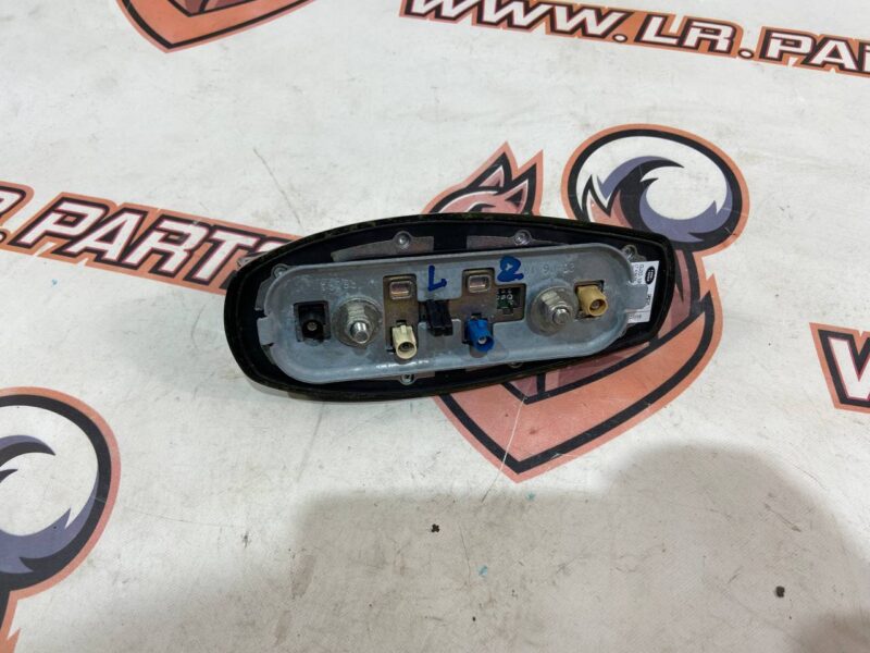 LR097274 Antenna fin Land Rover Discovery Sport L550 (2015-) Used - Image 13