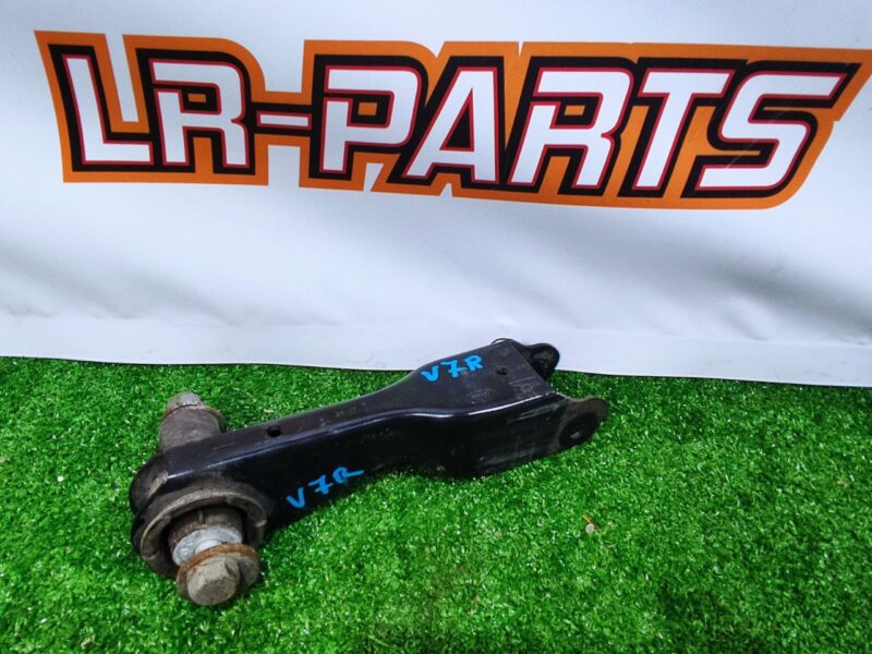 LR097279 Rear lower right lever Land Rover Discovery Sport L550 (2015-) Used cost 70 € in stock 3 pcs.