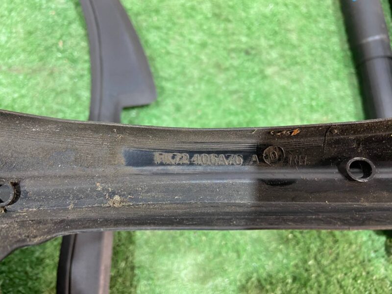 LR104902 Set of rear shock absorbers with wiring Land Rover Discovery Sport L550 (2015-) Used - Image 14